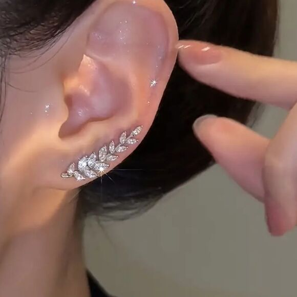 "Thoughtful" Rhinestone Inlay Wheat Leaf Threader Style Earring - Picture 1 of 4